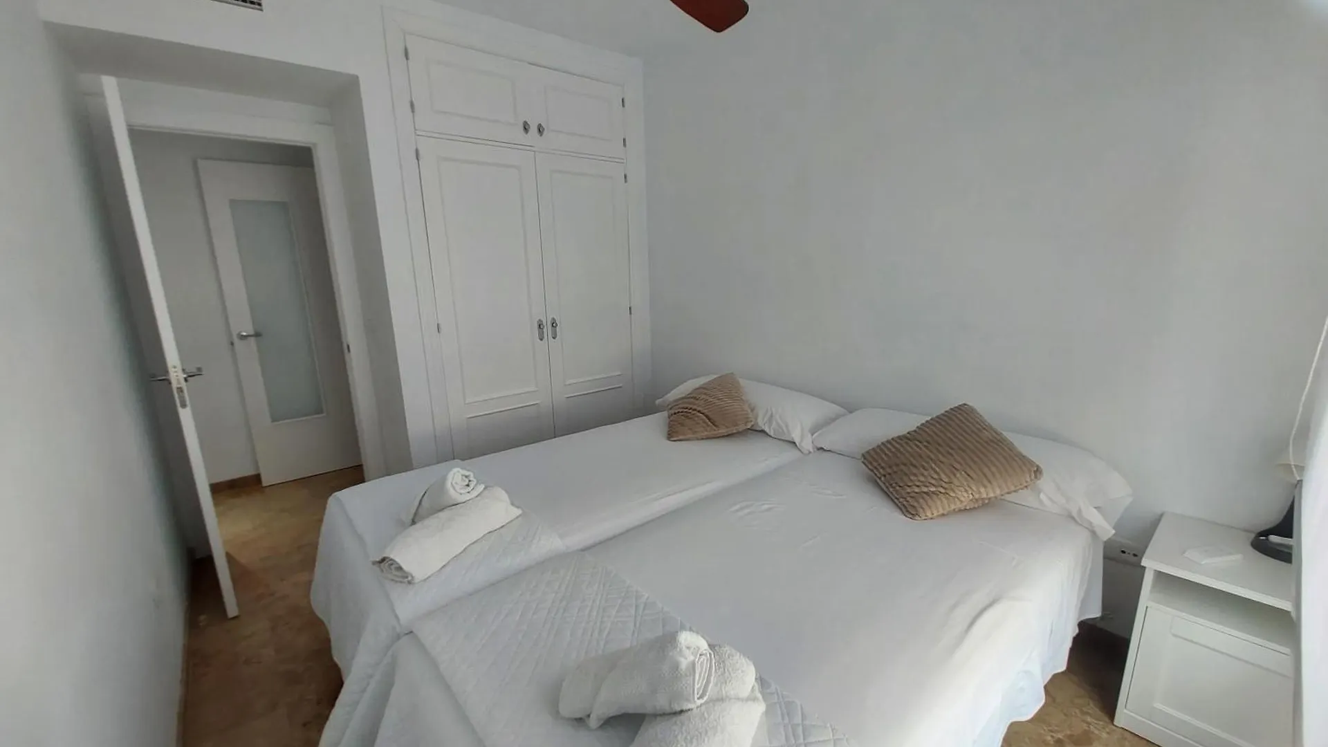 Malaga La Bella Apartment